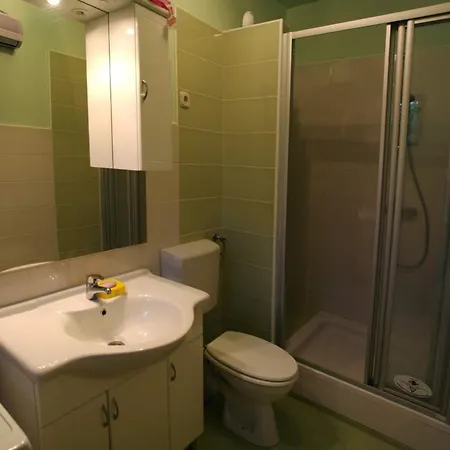 Апартаменти Brane Задар