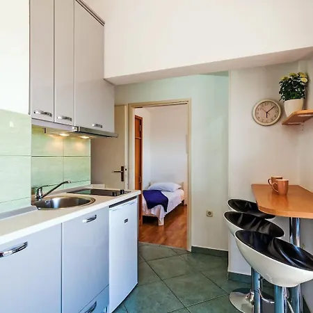 Апартаменти Brane Задар